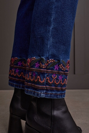 TRIBAL Jeans pull on jambe brodée
