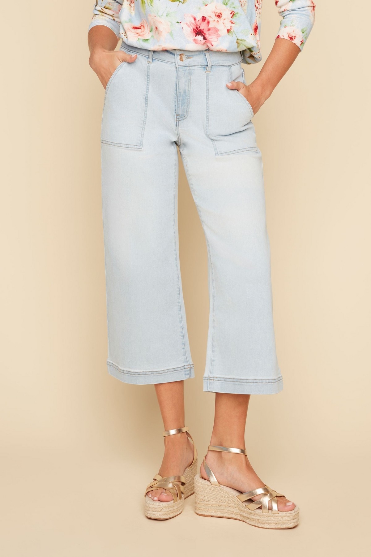 RENUAR Pantalon écourté à jambes larges délavé