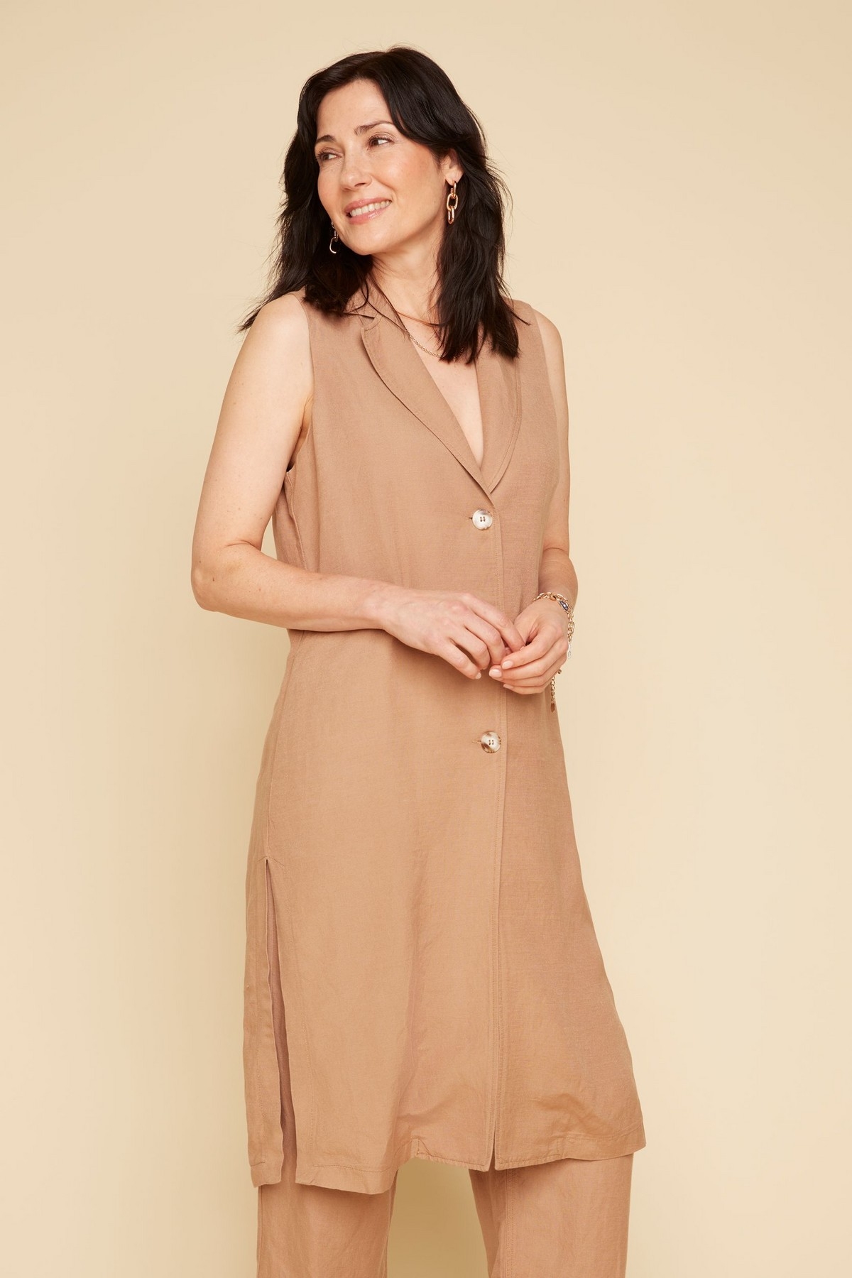 RENUAR Veste longue sans manche C-Tan