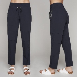 CARRÉ NOIR Pantalon pull-on en tissu technique C-Noir