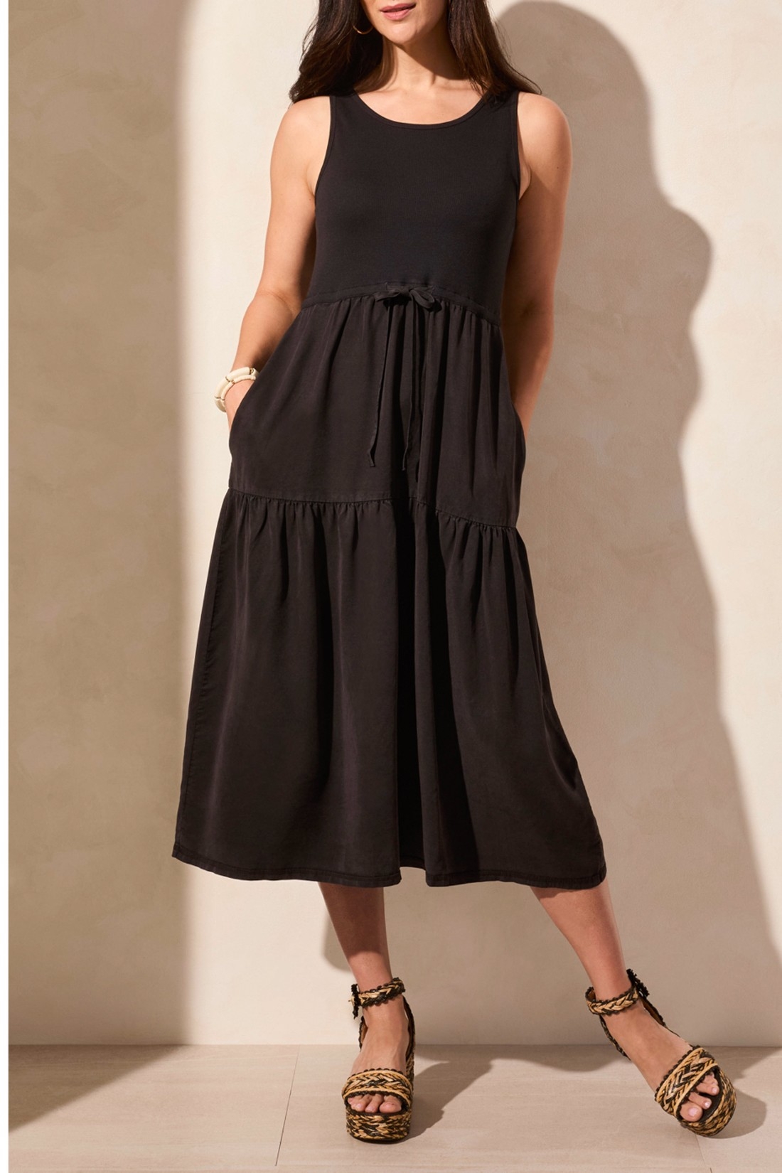 TRIBAL Robe longue à volants sans manches C-Noir Taille S