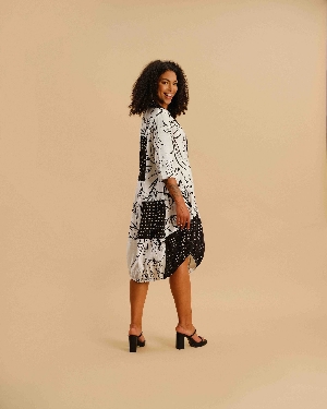 FASHION CO. Robe à manches 3/4 imprimés floral et à pois C-Blanc