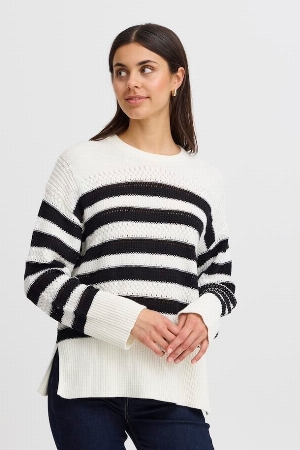 FRANSA Chandail à rayure de tricot ajouré C-Crème et noir
