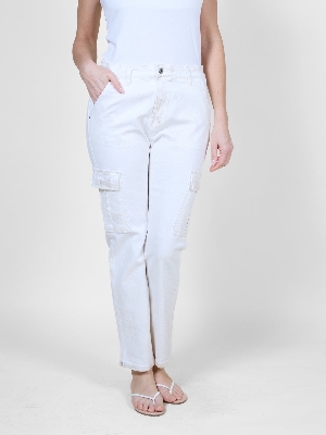 ANGELA MARA Jeans cargo à effet métalisé doré devant C- Ivoire