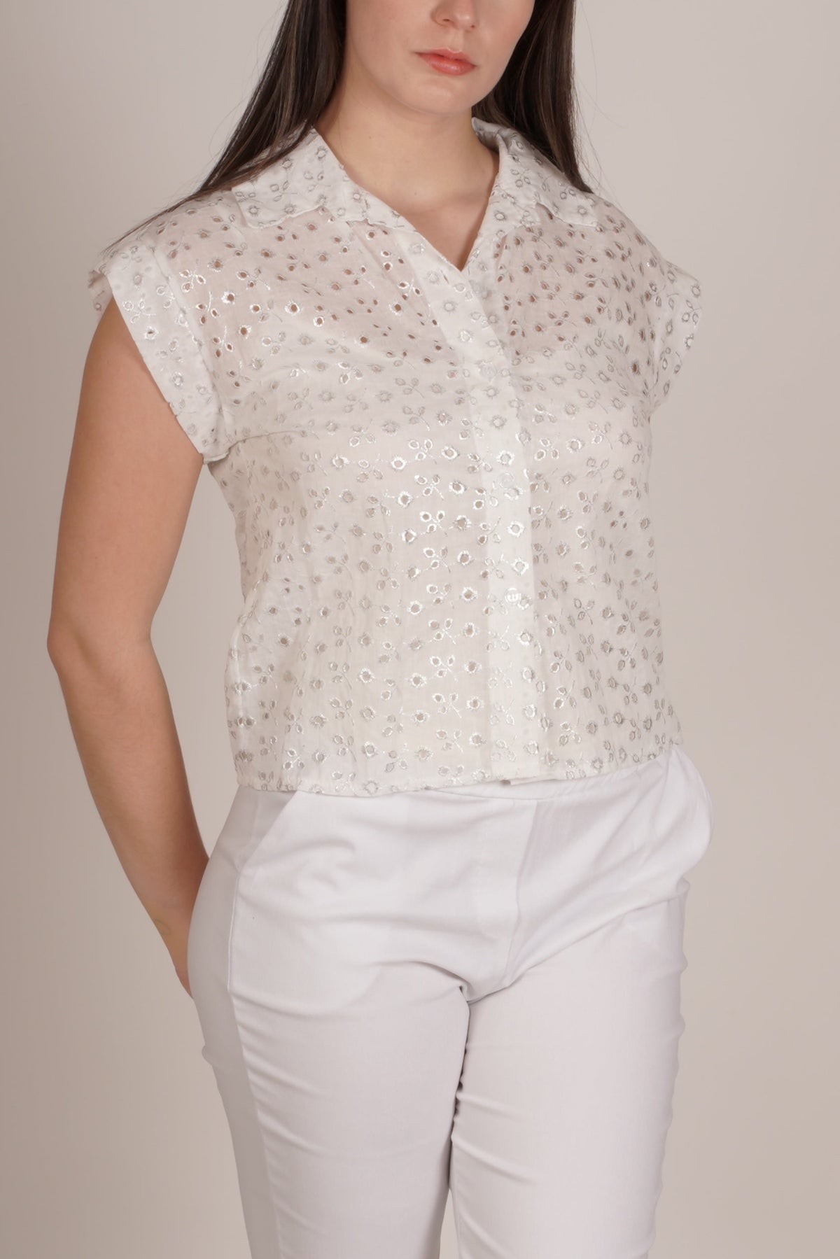 ANGELA MARA Blouse de broderie anglaise  C- Blanc et argent