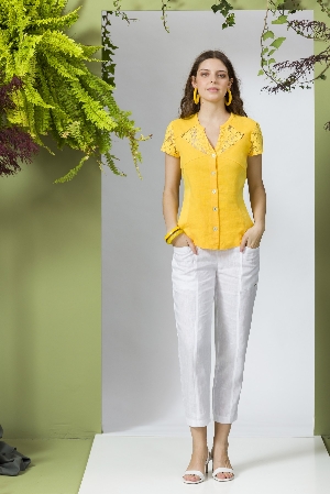 MALOKA Blouse avec insertion de dentelle C-Soleil