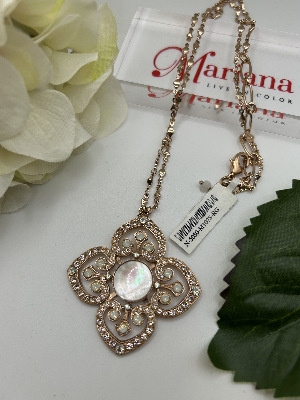 MARIANA Collier avec pendentif fleur avec nacre C-M1078