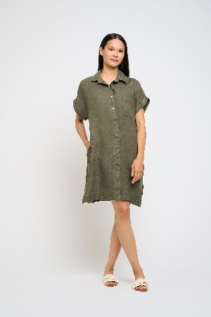 PISTACHE Robe chemisier à manches courtes C- Vert vigne