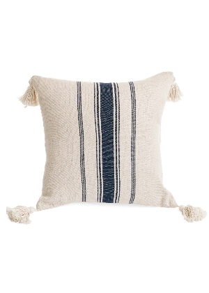 ADV Coussin à rayures marines avec glands C-Naturel 17X17po