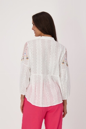 GABBY ISABELLA Blouse avec broderies régulière et anglaise