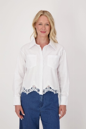 GABBY ISABELLA Chemisier avec ourlet bordé de dentelle festonnée C-Blanc