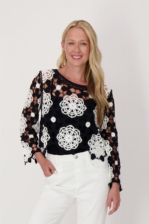 GABBY ISABELLA Tricot à mailles à motif de fleurs contrastantes C-Noir