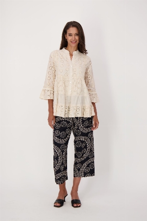 GABBY ISABELLA Pantalon pull on à imprimé floral C-Noir
