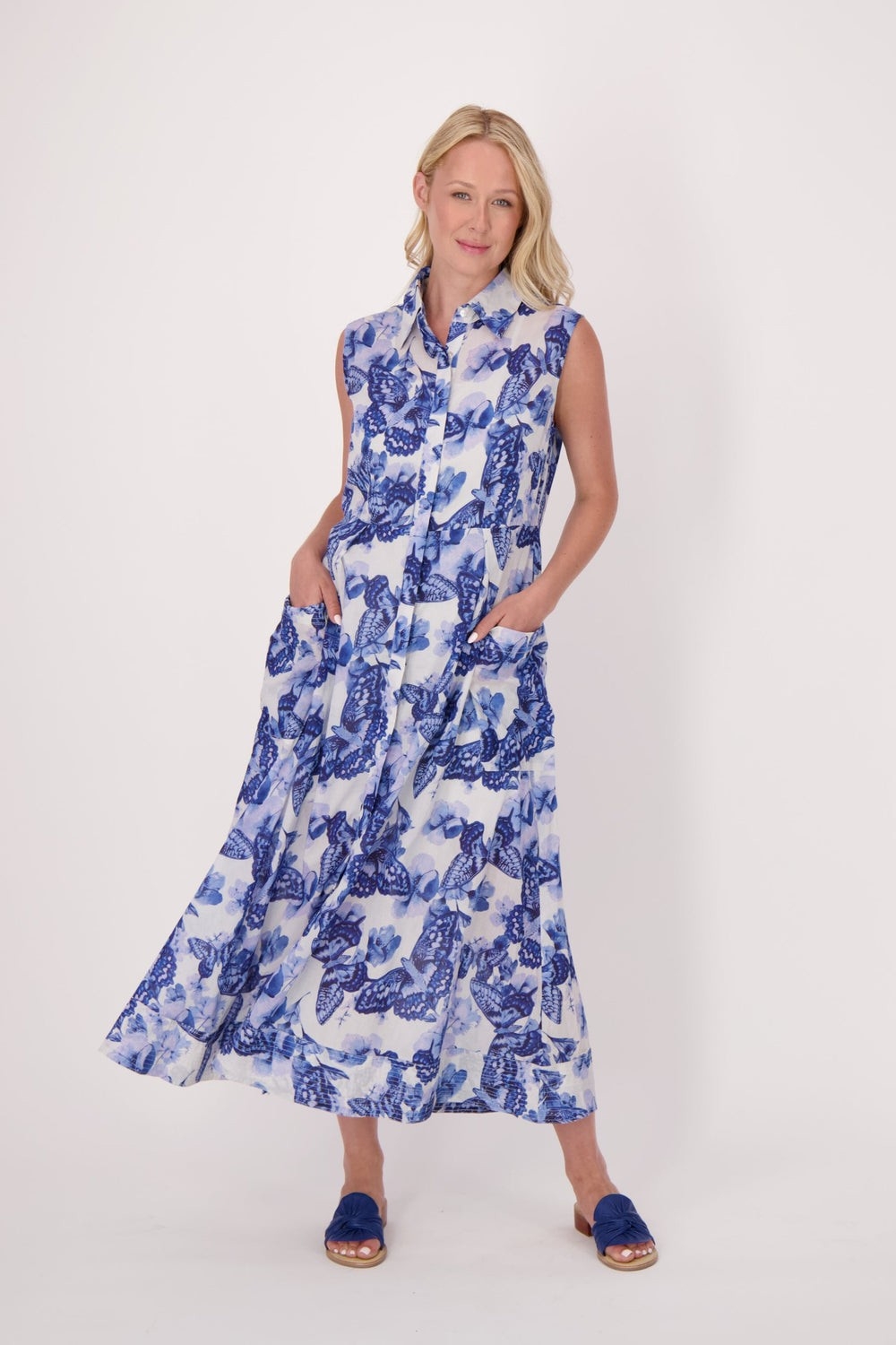 GABBY ISABELLA Robe chemisier sans manche imprimé papillon C- Bleu