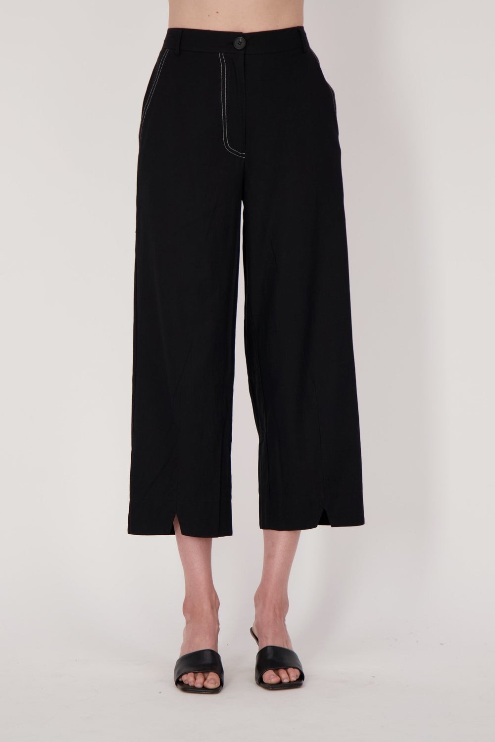 SPANNER Pantalon à jambe droites fendue à l'ourlet devant C-Noir