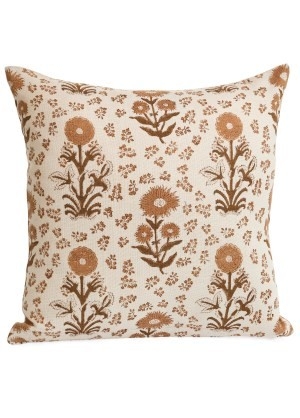 ADV Coussin à imprimé floral caramel sur fond crème